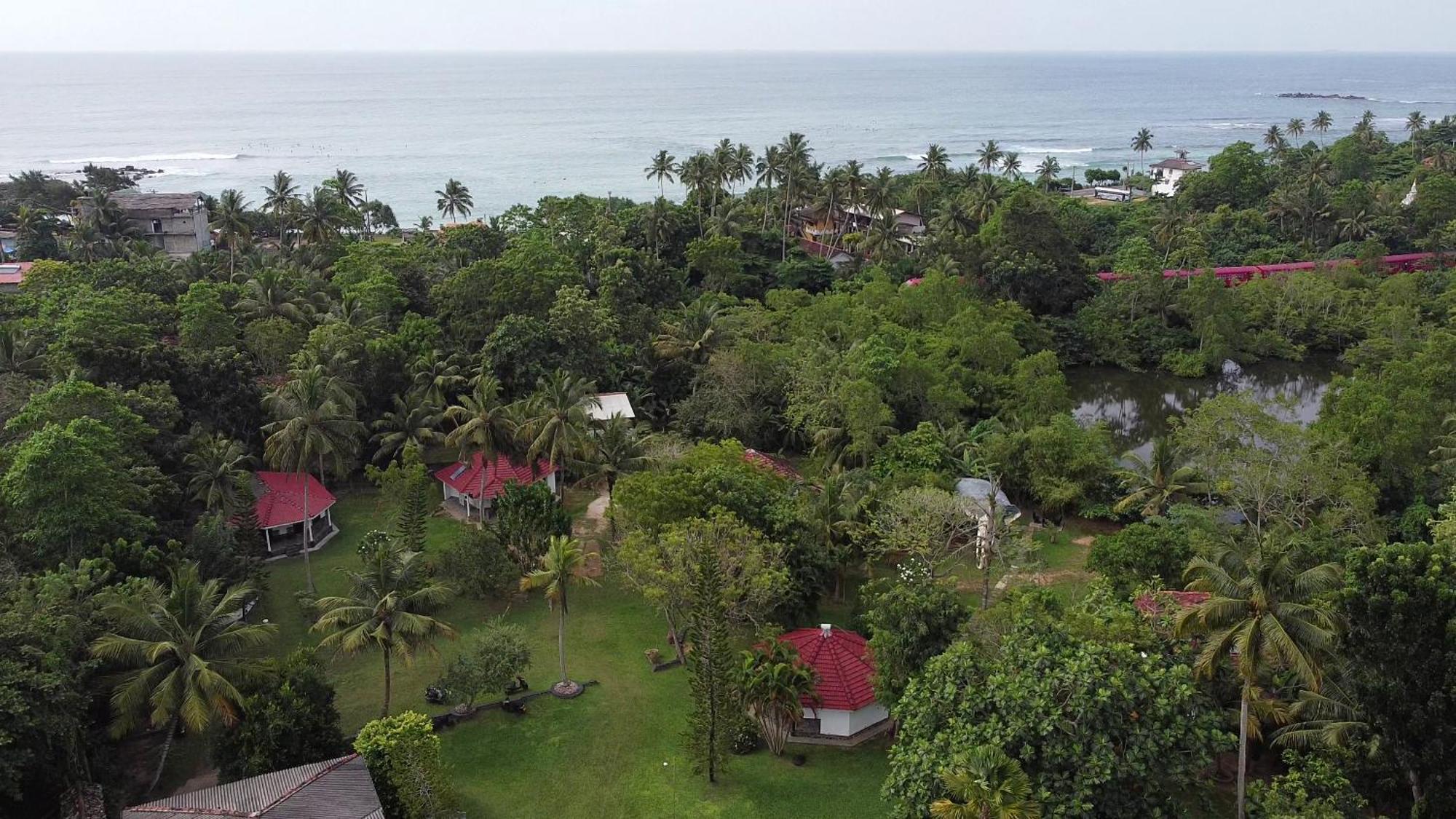 Subodinee Bungalow Weligama Buitenkant foto